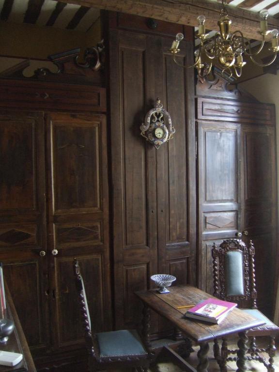 Saint-Bonnet-du-Gard Bize De La Tour B&B 객실 사진